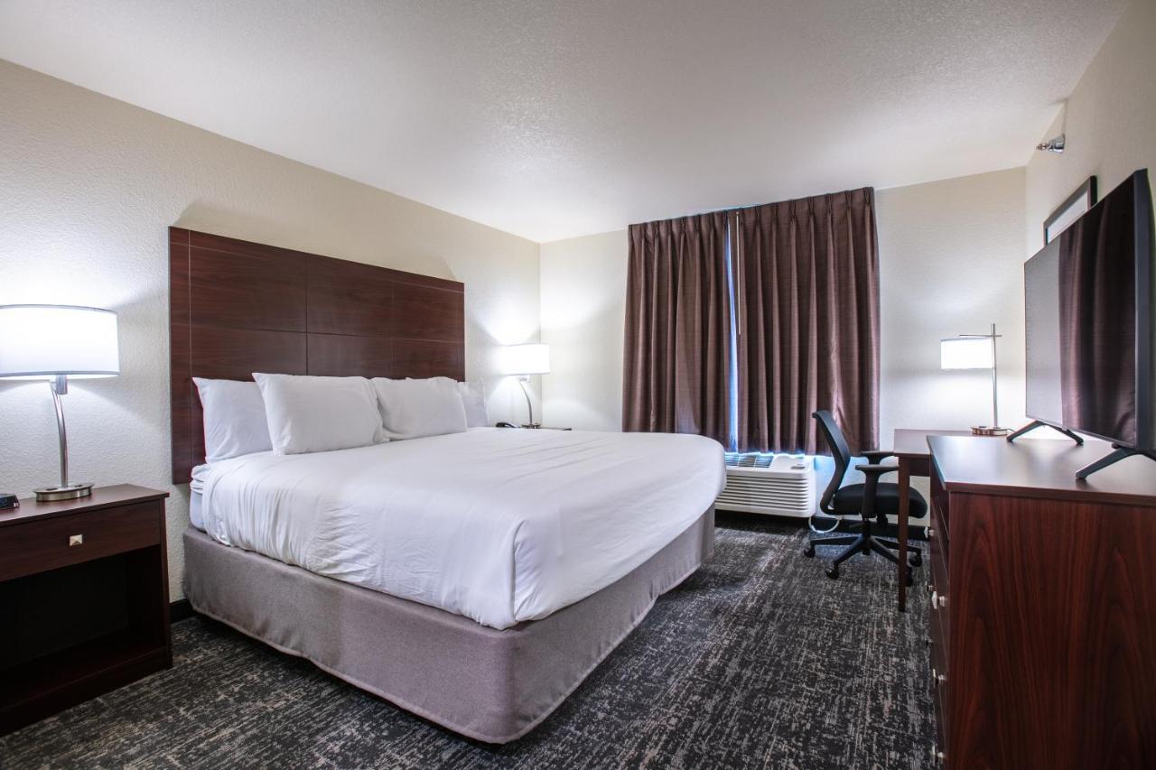 Cobblestone Inn & Suites - Pine Bluffs ภายนอก รูปภาพ