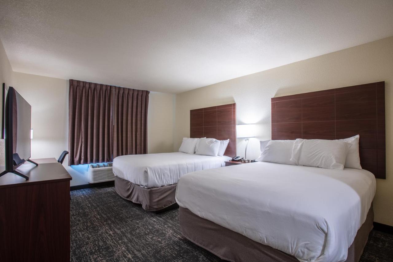 Cobblestone Inn & Suites - Pine Bluffs ภายนอก รูปภาพ