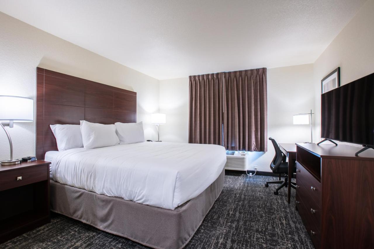 Cobblestone Inn & Suites - Pine Bluffs ภายนอก รูปภาพ